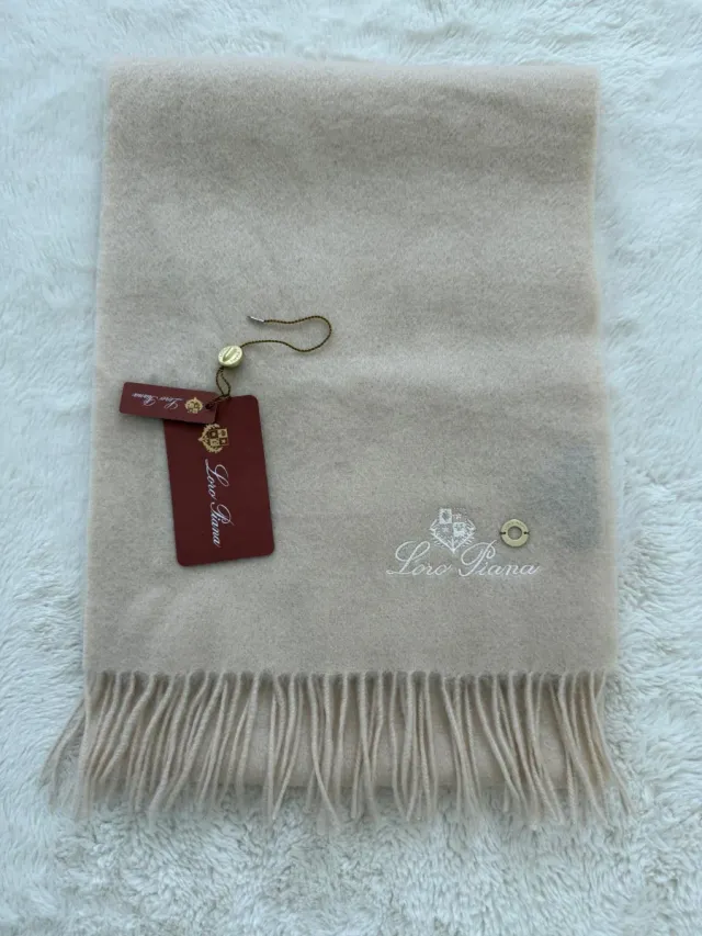 Bufanda Loro Piana Beige