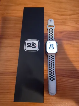 Apple Watch Series 7 Nike Edition Gris