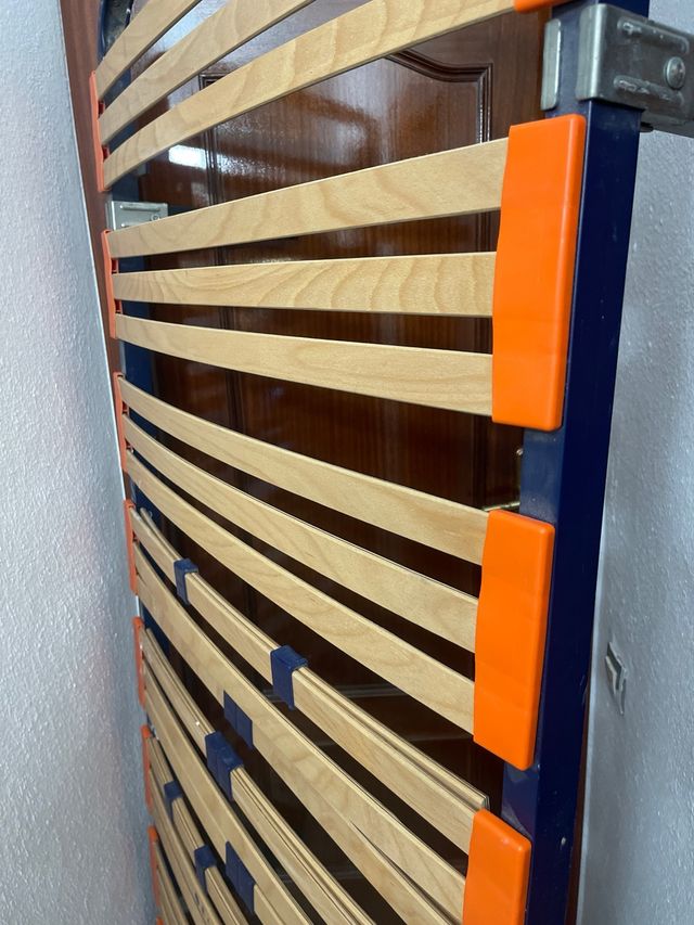 Somier cama metálico y madera