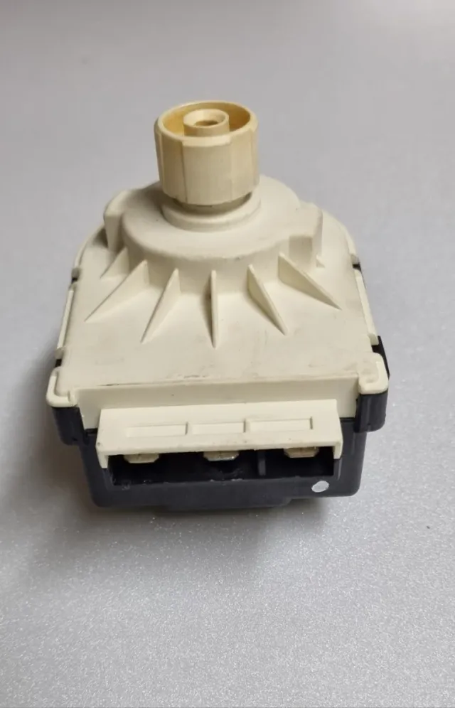 Attuatore Motore Caldaia Ariston