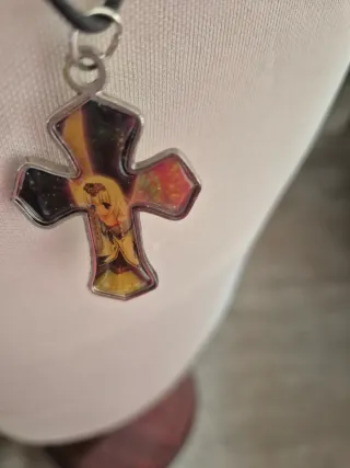 Colgante Cruz Multicolor y Plateado