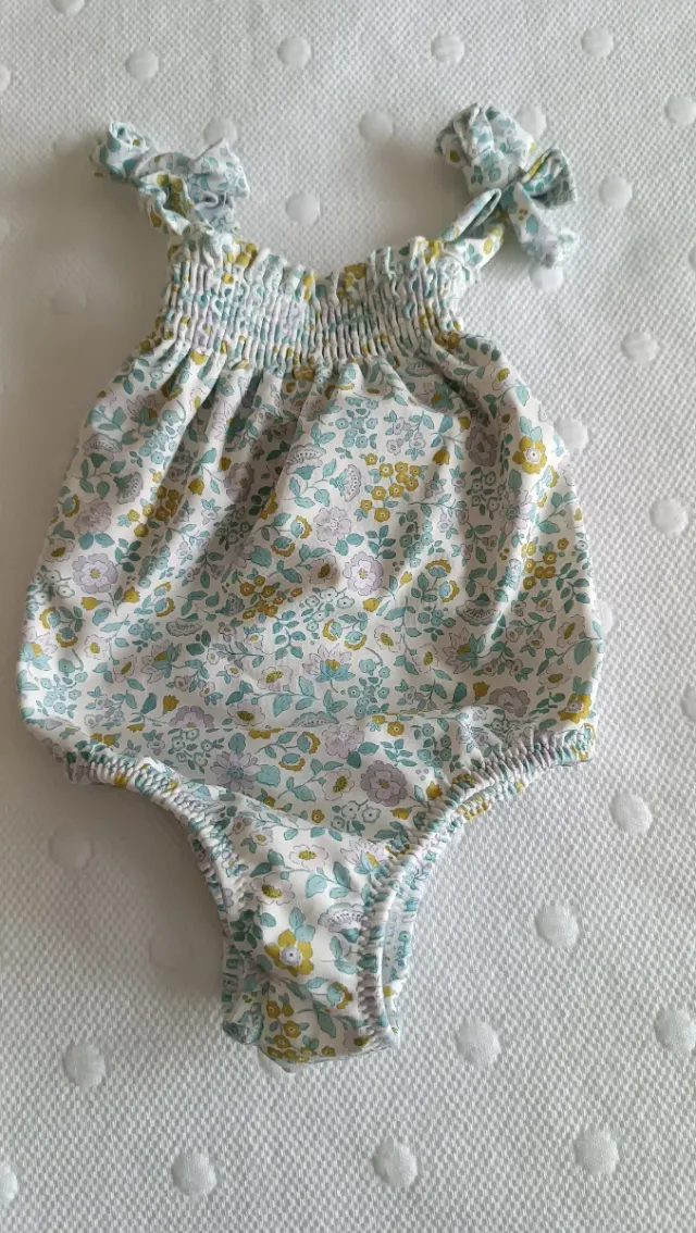 Lote 5 vestidos niña + regalo bañador