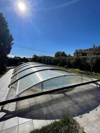 Cubierta de piscina telescópica