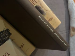 pack de libros Pérez- Reverte