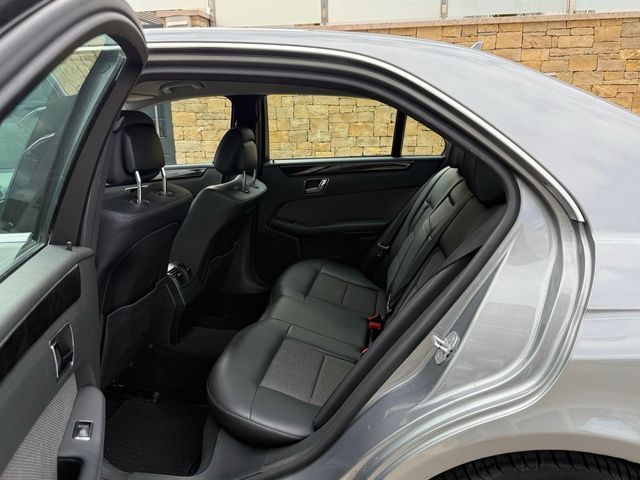 Mercedes-Benz E350 2010