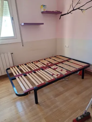 Somier Lomonaco Negro y Madera