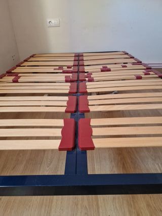 Somier Lomonaco Negro y Madera