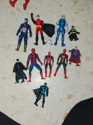 Lote Muñecos Marvel Pequeños