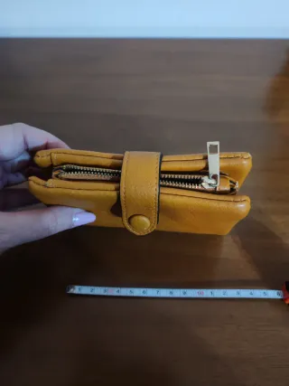 Portafoglio morbido multitasche color biscotto