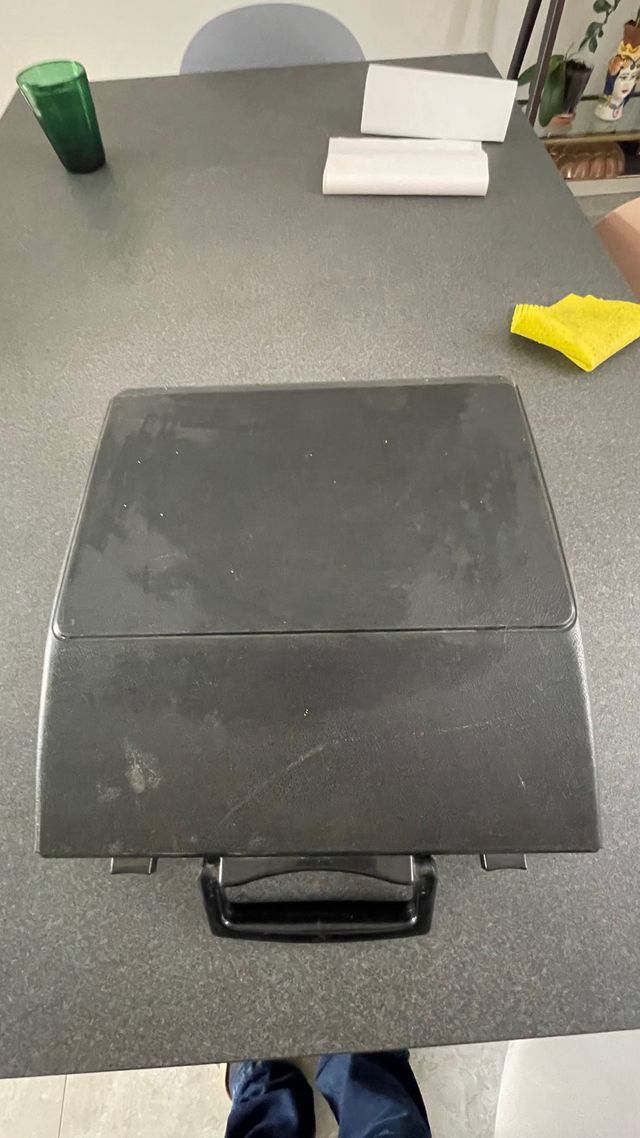 Macchina da scrivere Royal 202