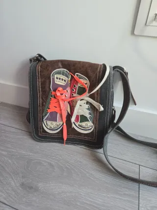 Todo 5€/ud. OUTLET Casco, Álbum Fotos, Bolso, Pañu