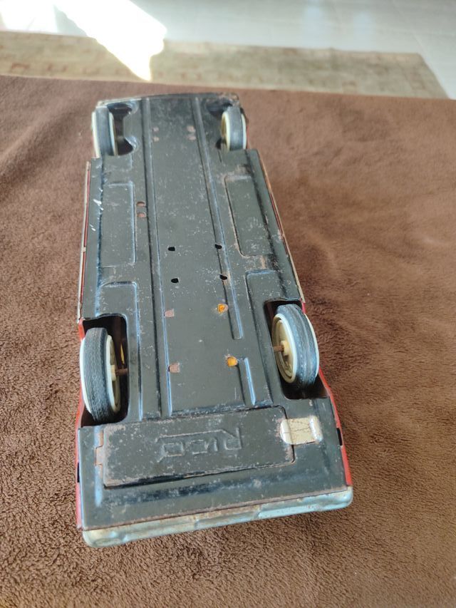 Coche Oldsmobile Años 60