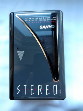 Walkman Sanyo M GR64 Cassette y Radio FM/AM