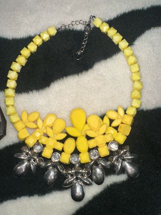 Collar Adolfo Dominguez Amarillo y Plateado