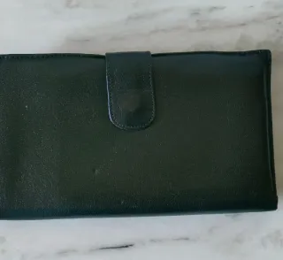 Cartera de documentos de viaje negra