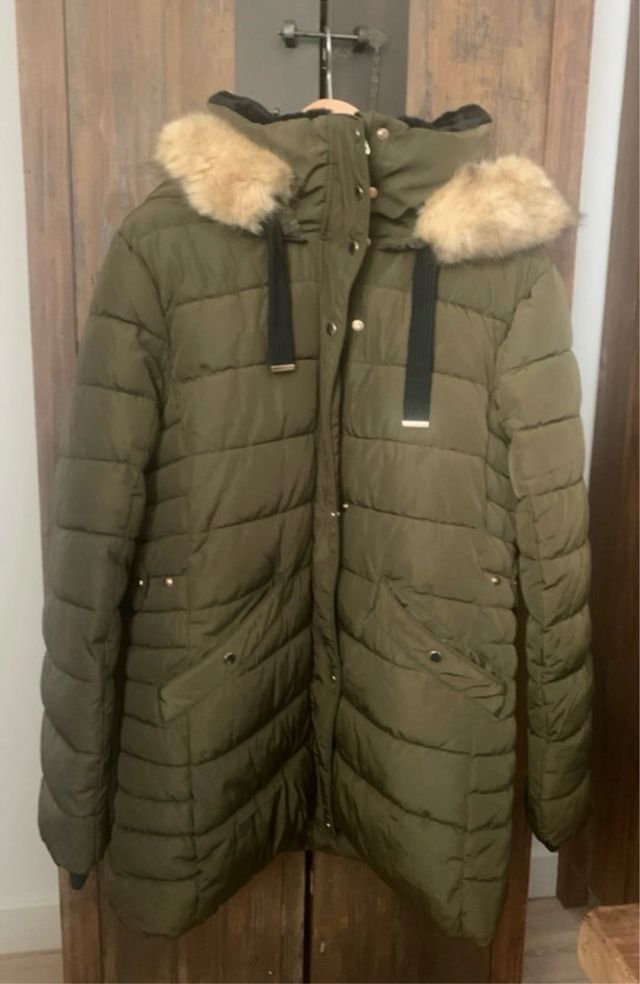 Abrigo Zara Mujer Verde Militar