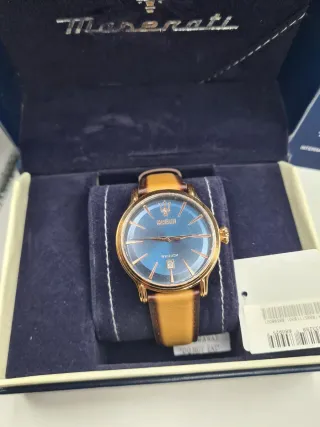 Reloj Maserati Azul y Dorado