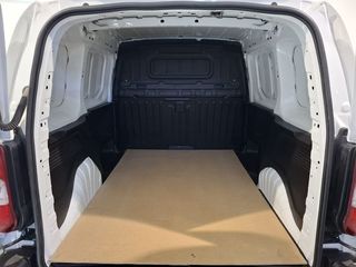 Peugeot Partner FURGON PRO STANDARD 1.5 BLUE HDI 100CV