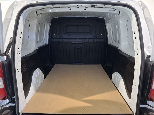 Peugeot Partner 2020, foto 8