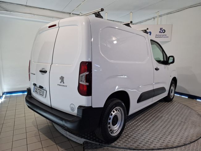 Peugeot Partner 2020, foto 11