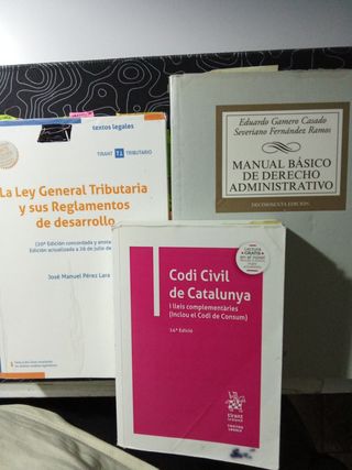Ajuda jurídica y administrativa