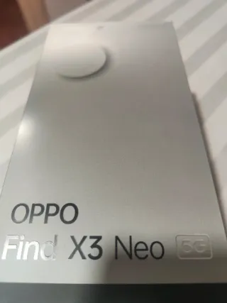 OPPO Find X3 Neo 5G argento. Senza graffi