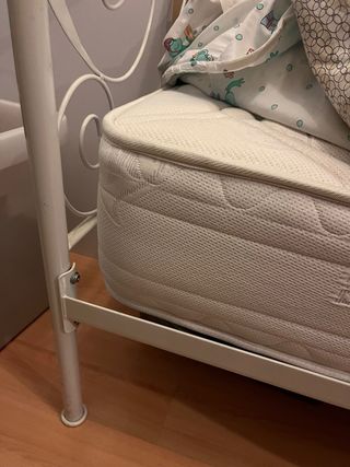 Cama Diván Metálica Blanca