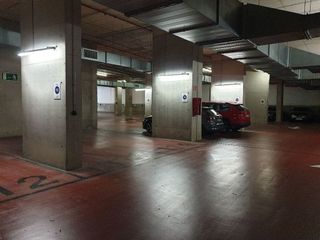Oficina en alquiler en Porta en Barcelona