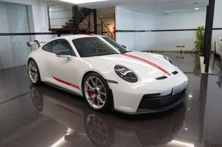 Porsche 911 992 GT3 AÑO 2025