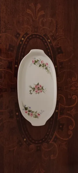 Piccolo vassoio decorato a mano