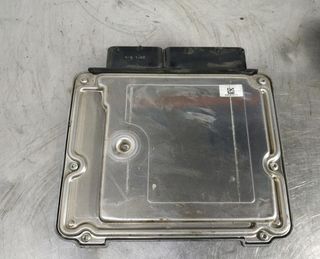 Centralita motor opel 55577674 astra j lim. 387522