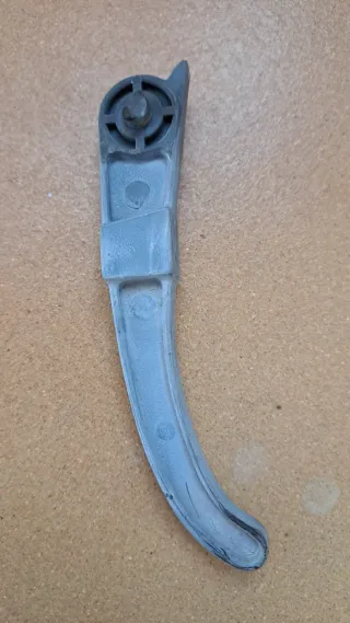 Palanca Capó Seat Marbella