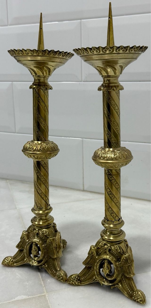 Par de Hacheros de Bronce
