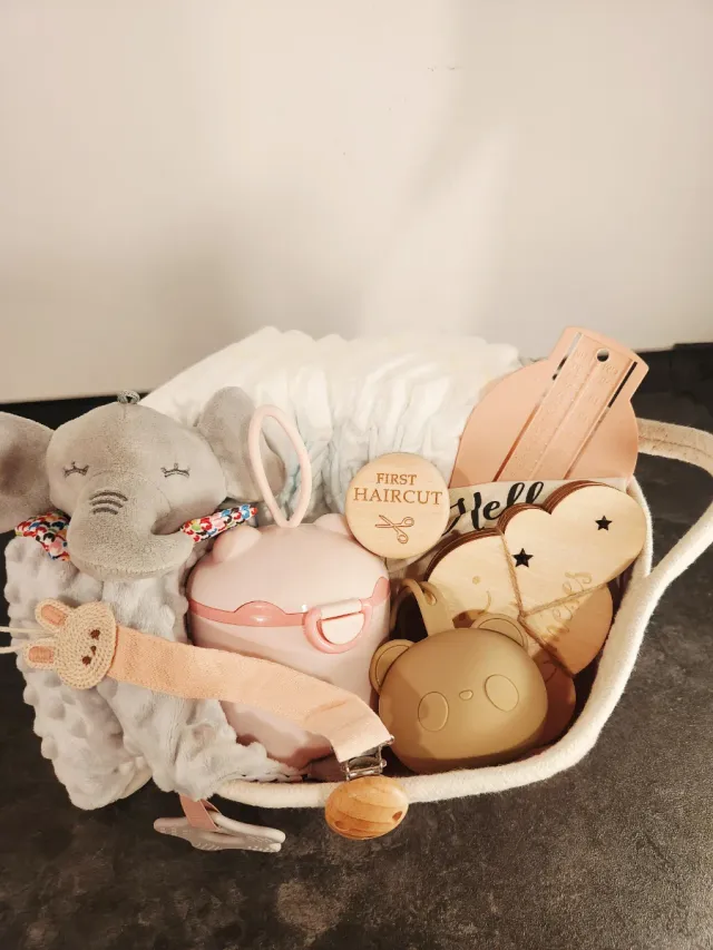 Cesta bienvenida bebé