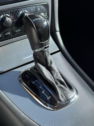 Mercedes-Benz  CLK320 2003