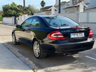 Mercedes-Benz  CLK320 2003