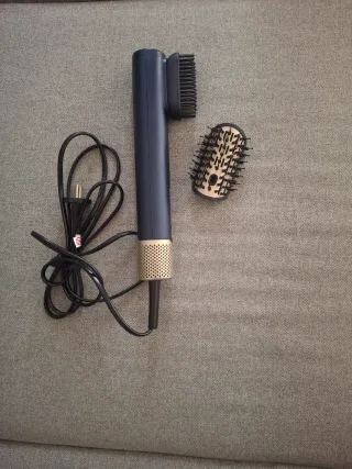 Secador Alisador BaByliss Air Wand AS6