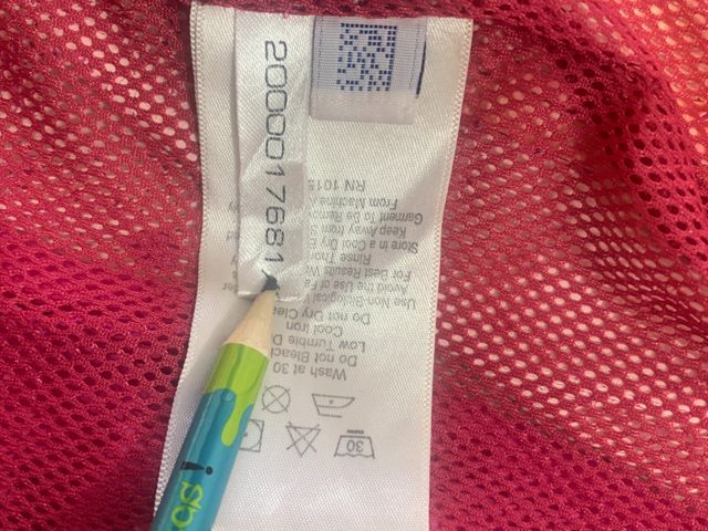 Chaqueta Berghaus impermeable rosa Talla M