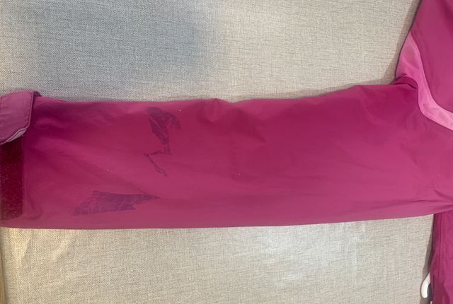 Chaqueta Berghaus impermeable rosa Talla M