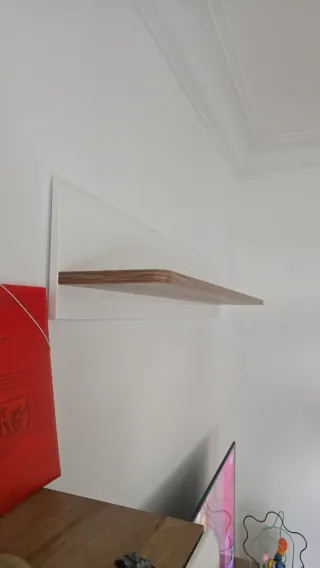 Estante de Parede Montreal Madeira e Plástico