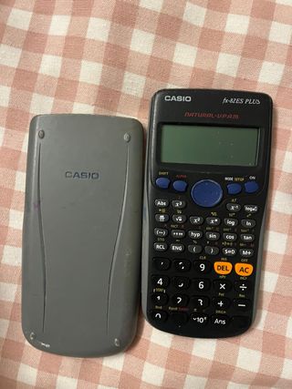 Calculadora Científica Casio fx-82ES PLUS