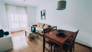 Piso en alquiler en Avda. Andalucía