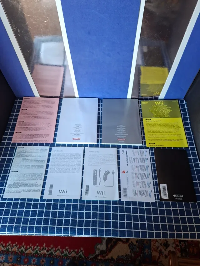 Wii ORIGINAL LOTE MANUALES Y TARJETAS DE REGISTRO