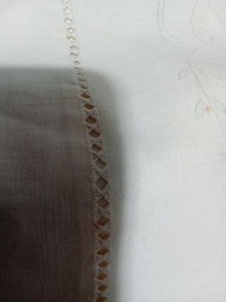 Lenzuola antiche ricamate a mano cm 290x240