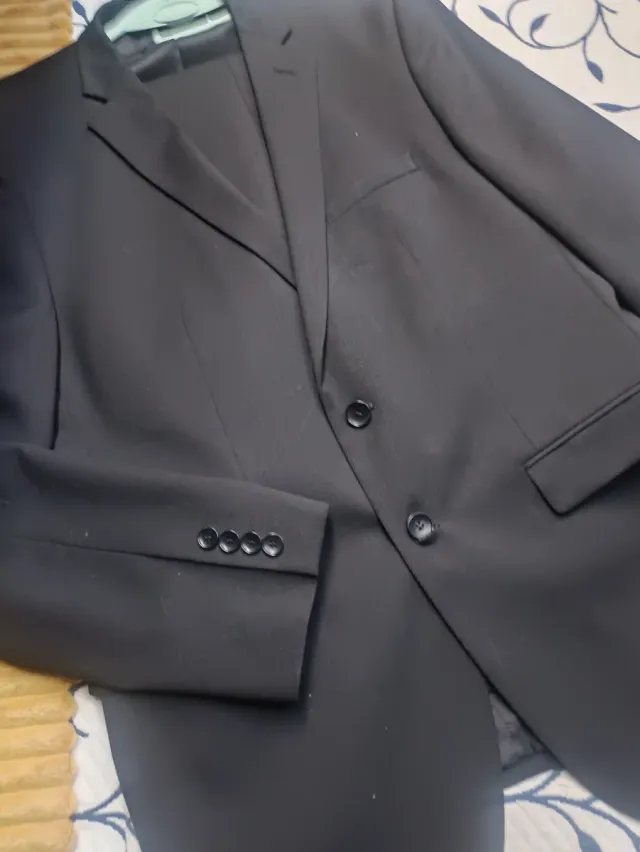 Traje de caballero negro