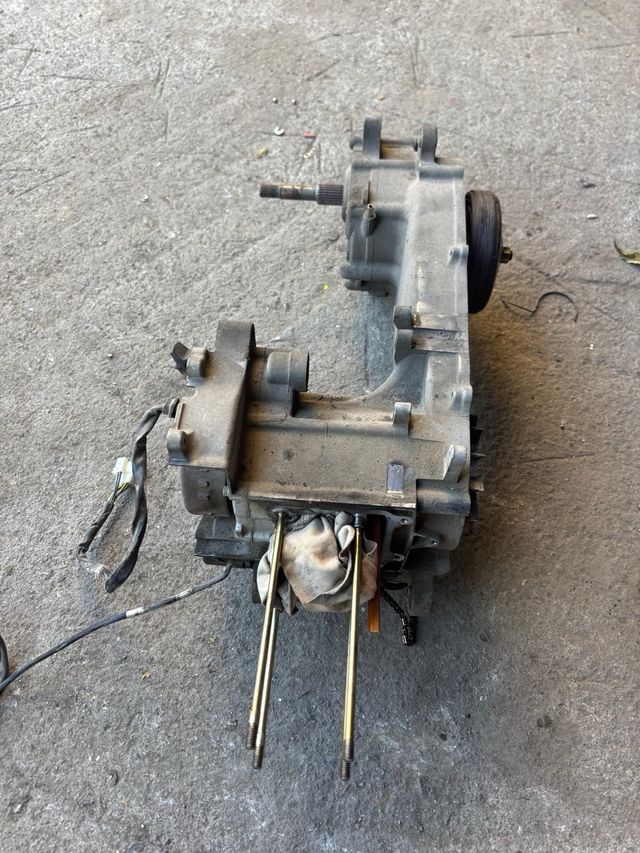 Motor Peugeot TWEET 125 CC Aligerado