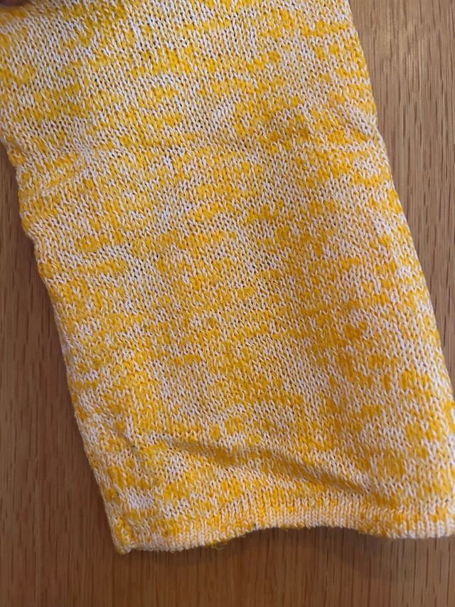 Jersey fino corto amarillo y blanco