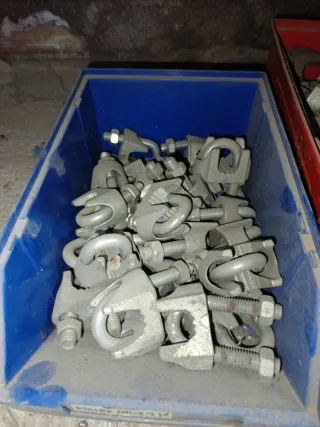 Tensores metálicos para cable