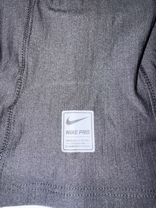 Nike Pro Therma-FIT Hood Football