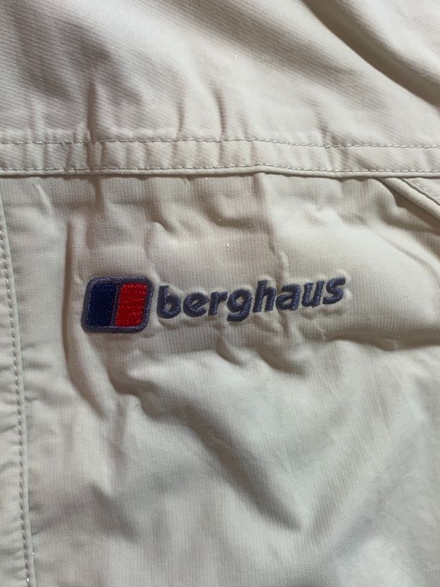 Chaqueta Berghaus Beige Talla L Impermeable